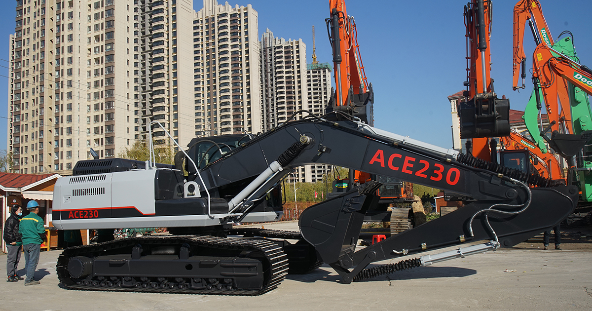 mini-excavator-prices-branded-small-excavator-cost